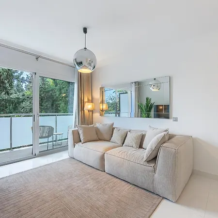 Bright New 2br 50 M From The Beache Of شقة