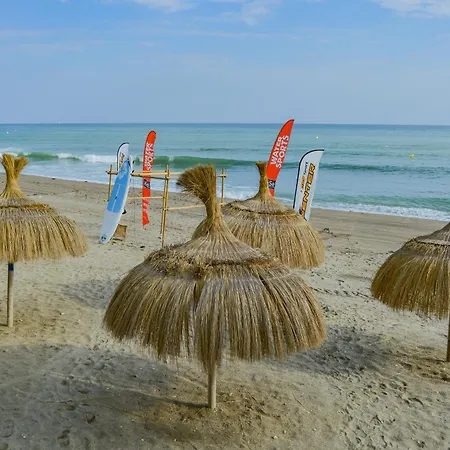 Bright New 2br 50 M From The Beache Of